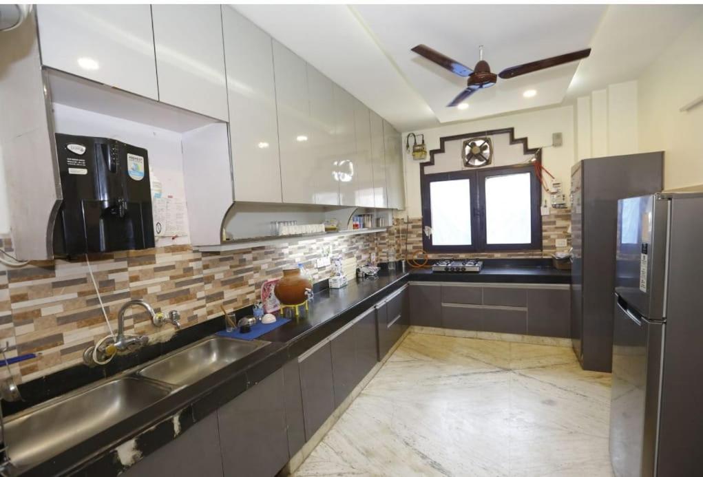 Apartment Wind - Bhikaji Cama Place New Delhi