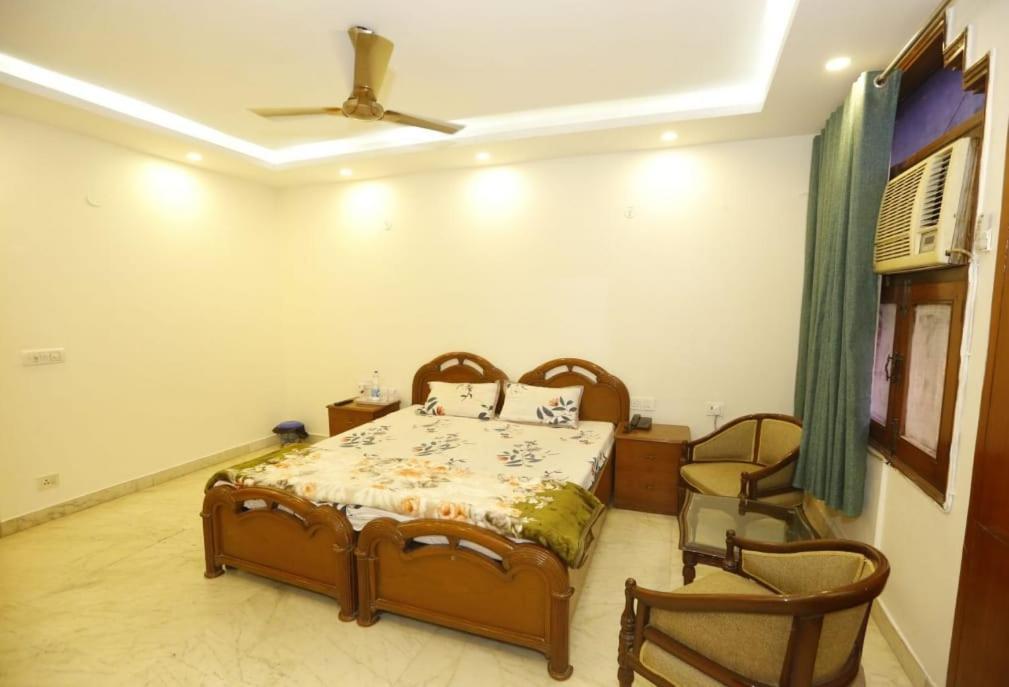 Apartment Wind - Bhikaji Cama Place