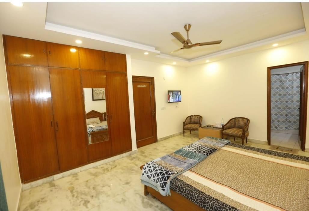 Wind - Bhikaji Cama Place Apartment